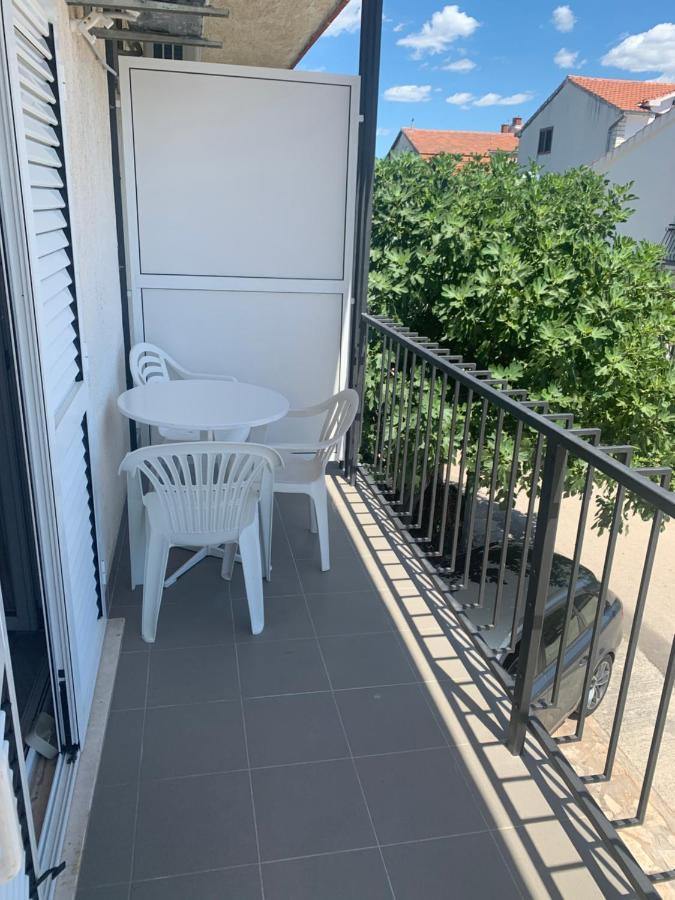 Apartmani Dzapo Srima Exterior foto