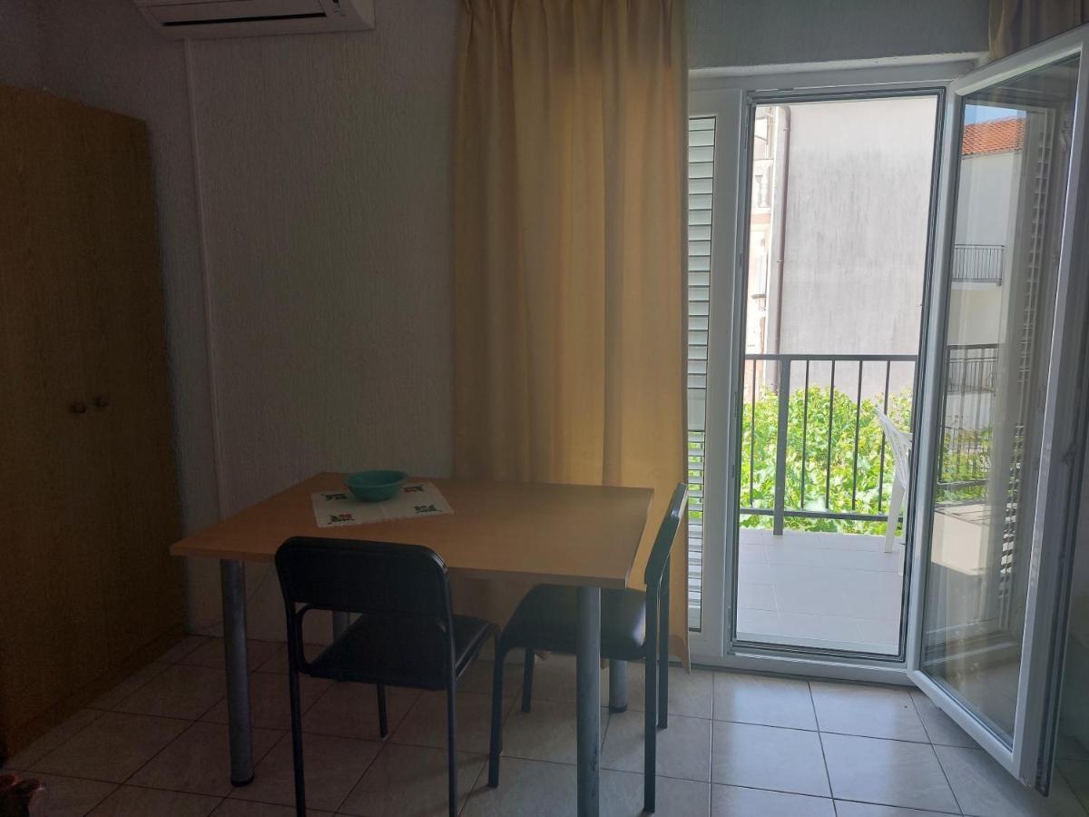 Apartmani Dzapo Srima Exterior foto